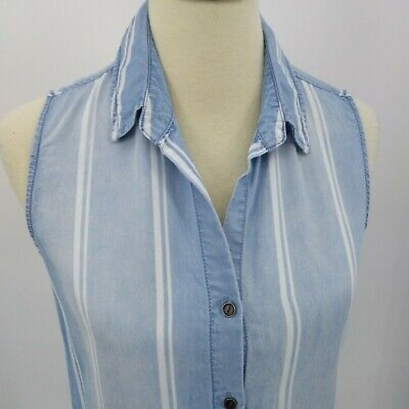 ANTHROPOLOGIE BeachLunchLounge Stripe Ombre Sleeveless Chambray Peplum Top EUC - Picture 4 of 9